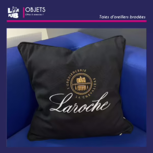 Objet personnalisé Broderie sur taies d'oreillers pour le domaine Laroche